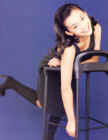 tomomi4.jpg (45259 bytes)